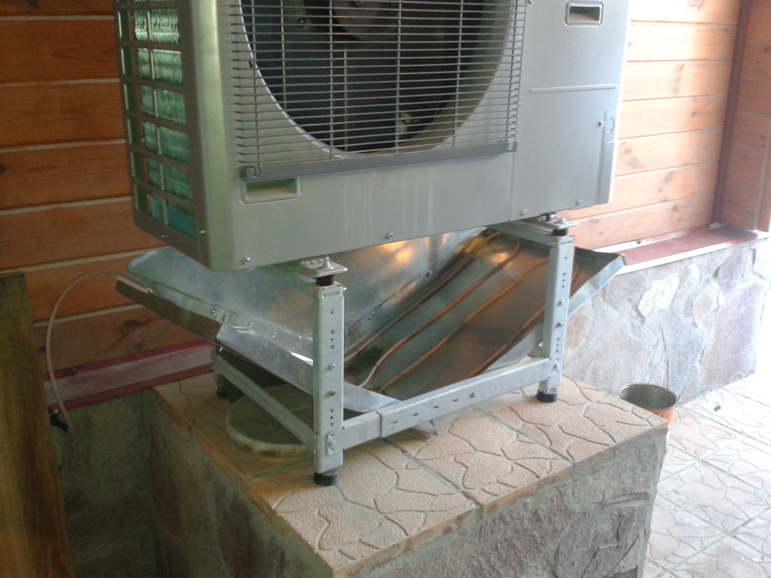 Nibe Split-отопление частного дома с помощью воздушного теплового насоса.